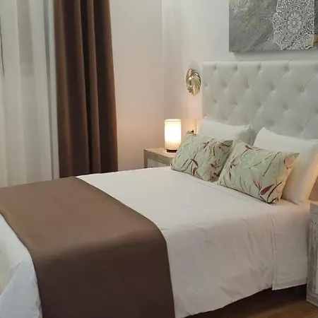 Hotel Sandra