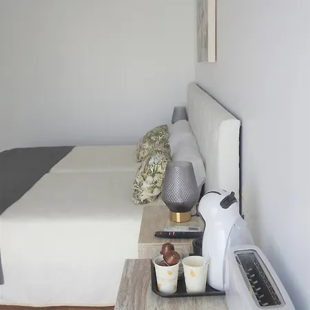 Sandra Otel 3*