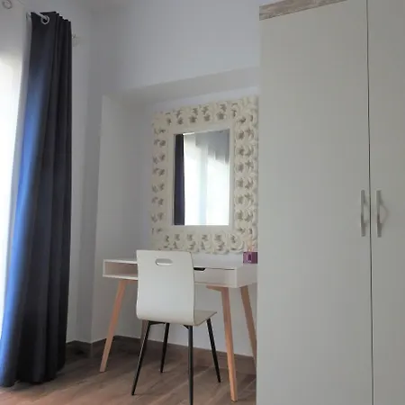 Sandra Otel Alicante